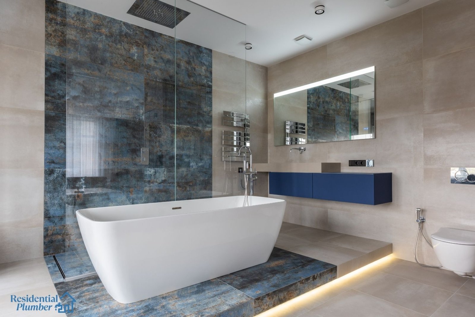bathtubs-&-showers